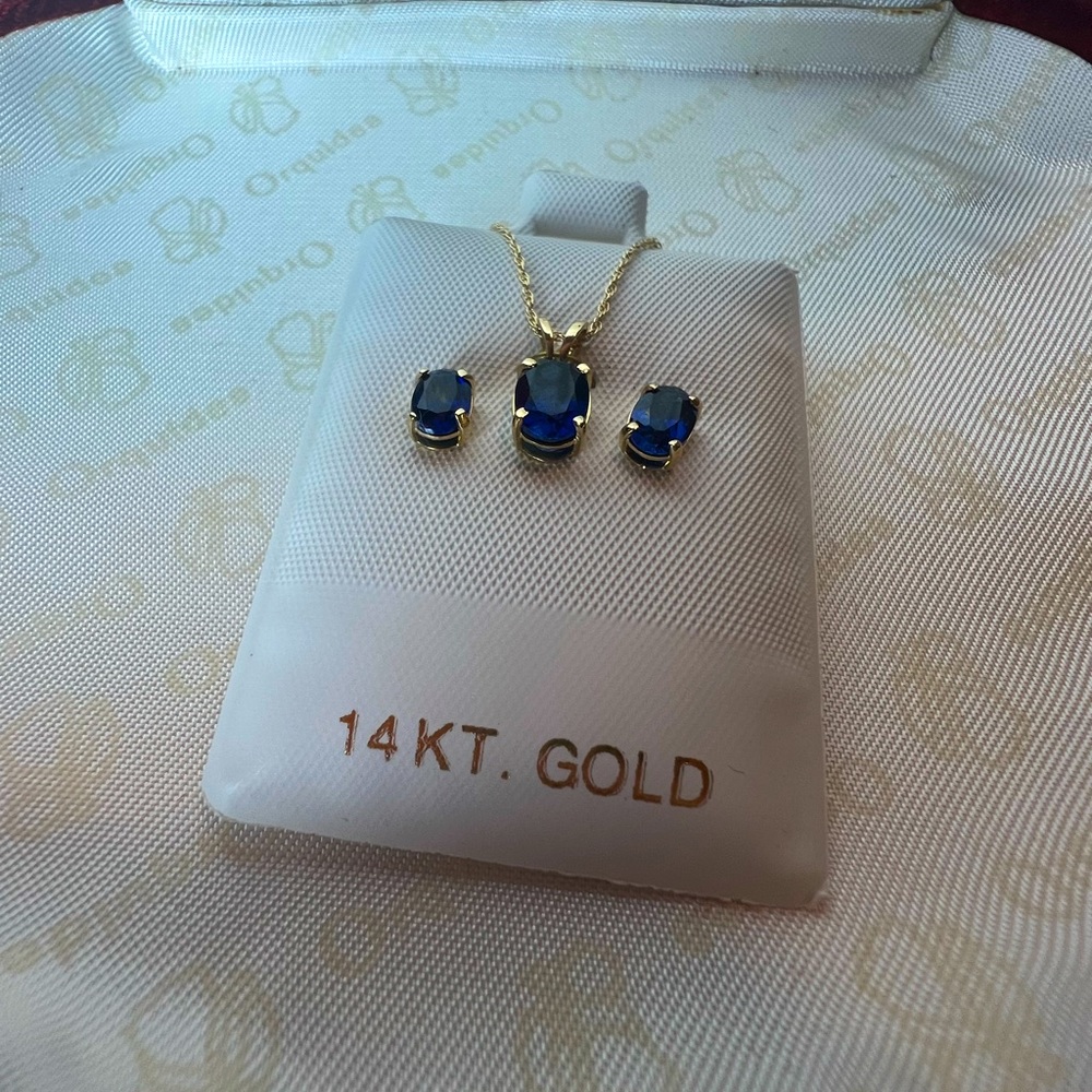 14kt Gold and Genuine Sapphire Earrings and Necklace Set